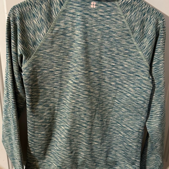 Sweaty Betty   Beautiful green pattern long sleeve - Picture 6 of 6